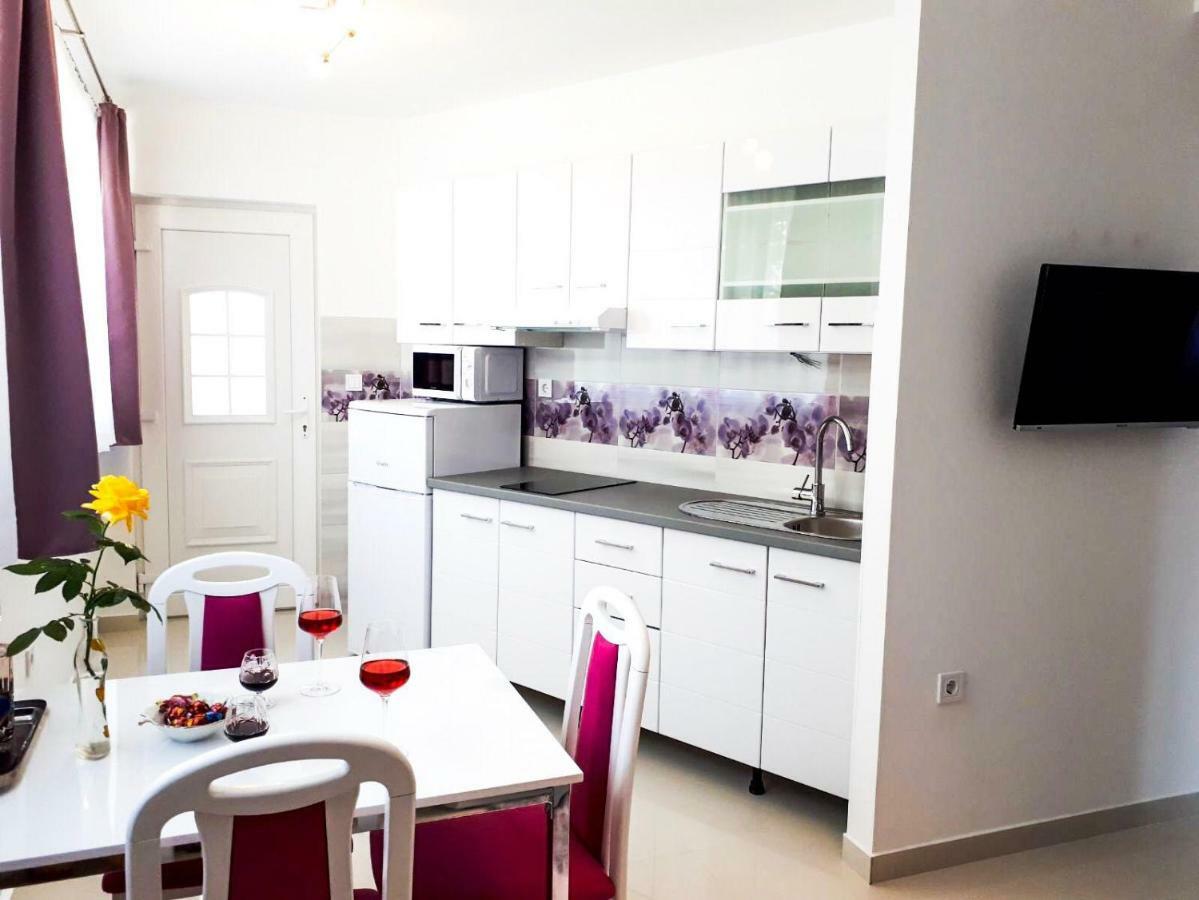 Apartment Silvia Макарська Екстер'єр фото